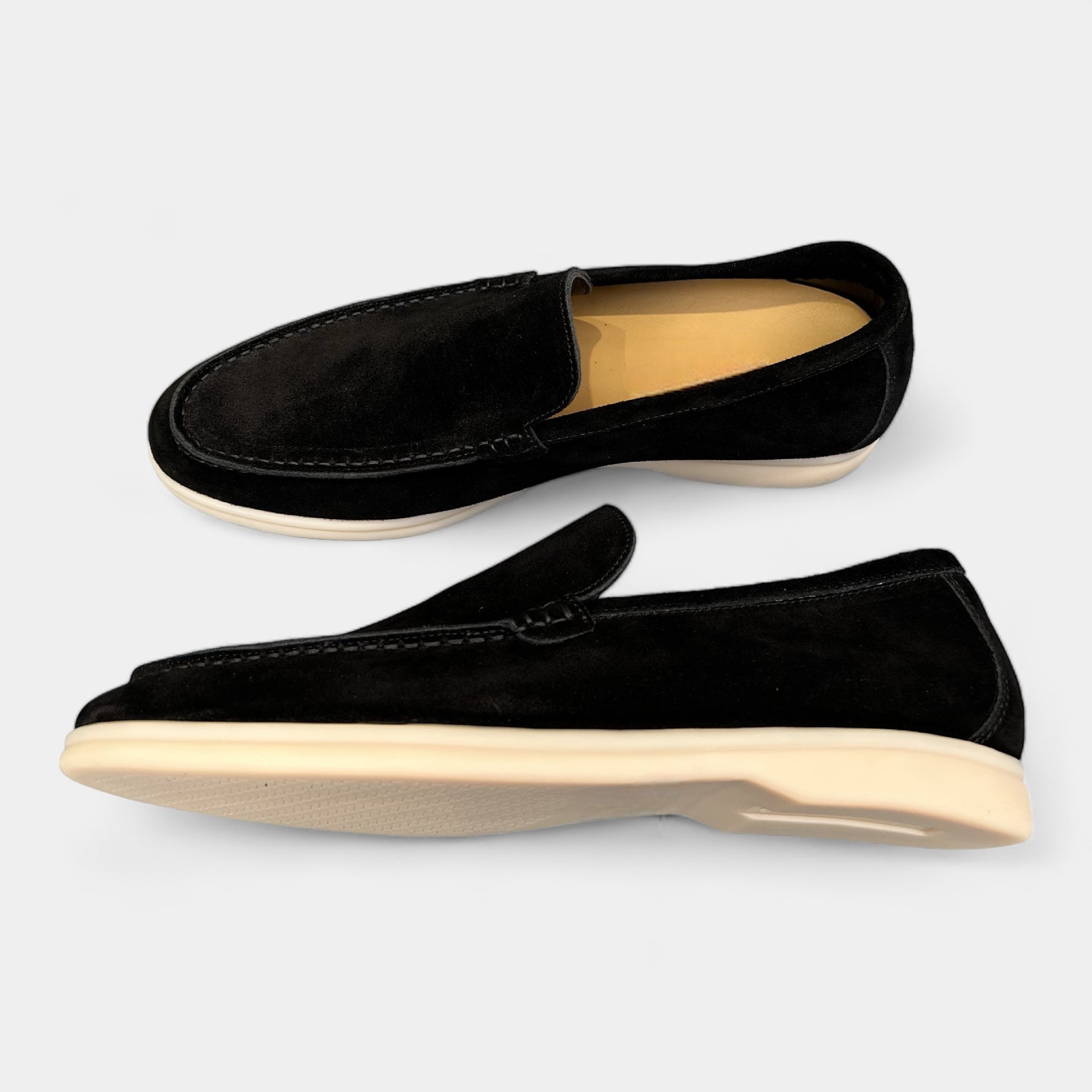 OLD MONEY SUEDE Loafers