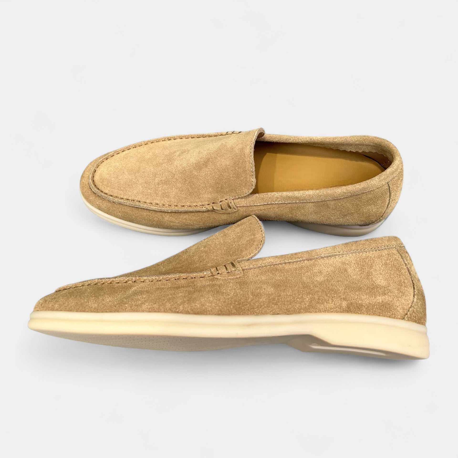 OLD MONEY SUEDE Loafers
